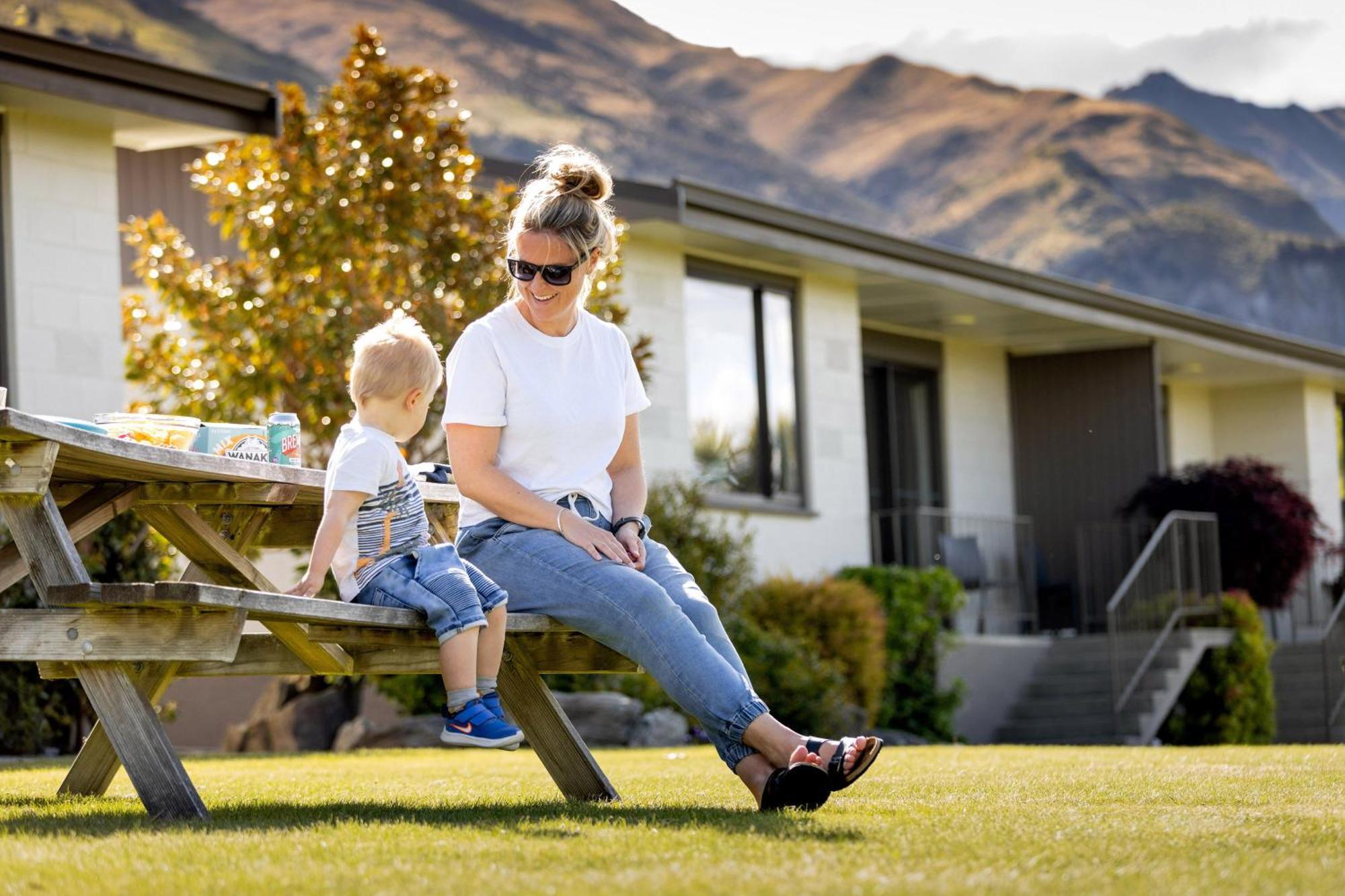 Wanaka Top 10 Holiday Park エクステリア 写真